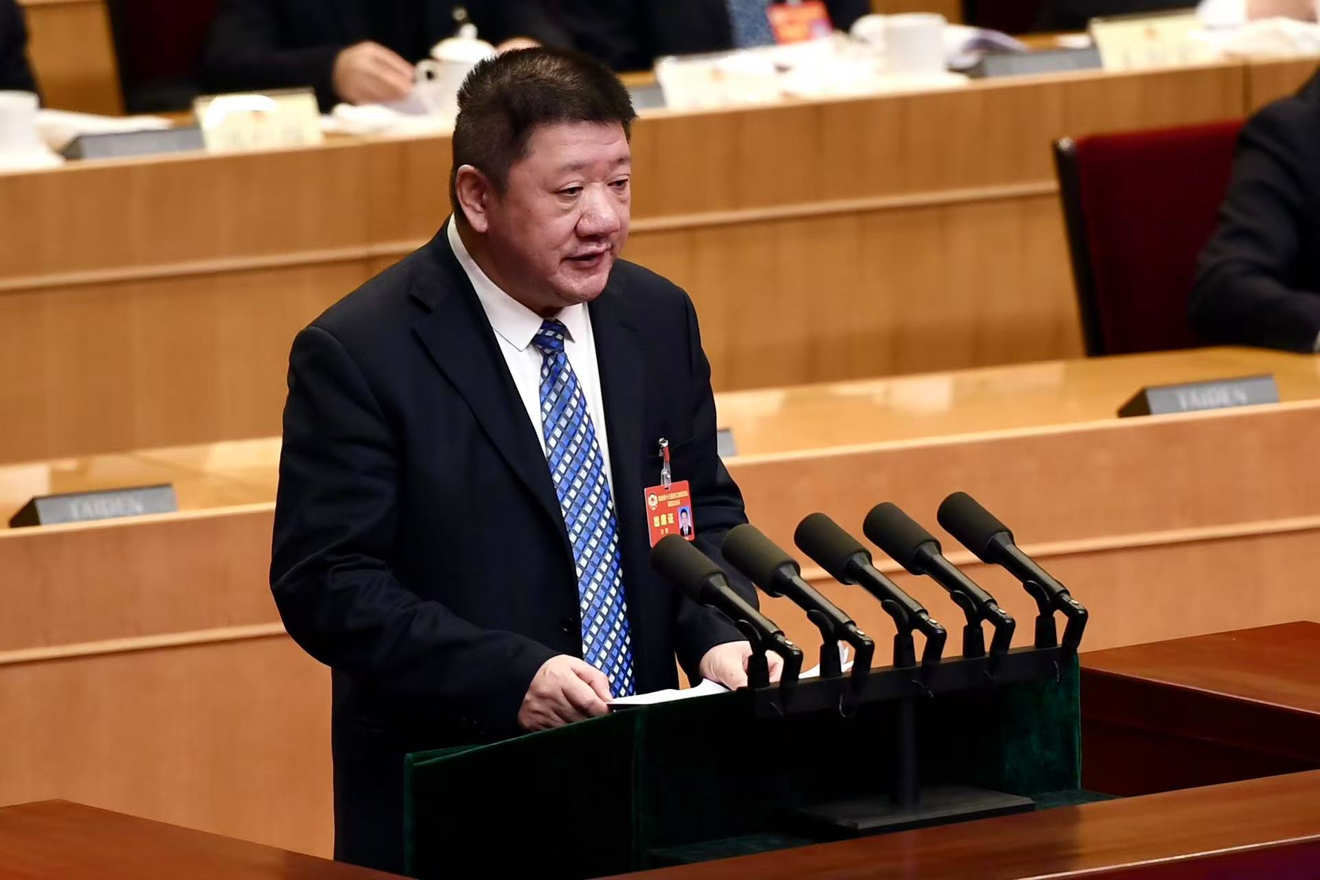 聚焦“人、域、场” 方军建言助力新消费-中国新闻网-浙江新闻